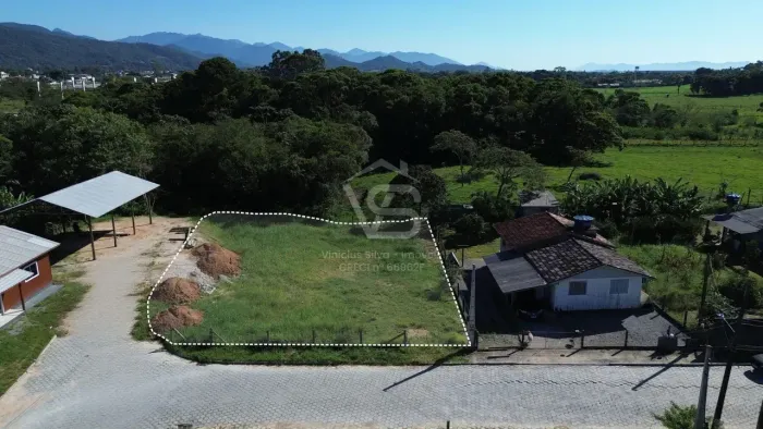 OPORTUNIDADE ÚNICA EM PAULO LOPES  TERRENO PLANO DE 532m² NO BAIRRO FREITAS