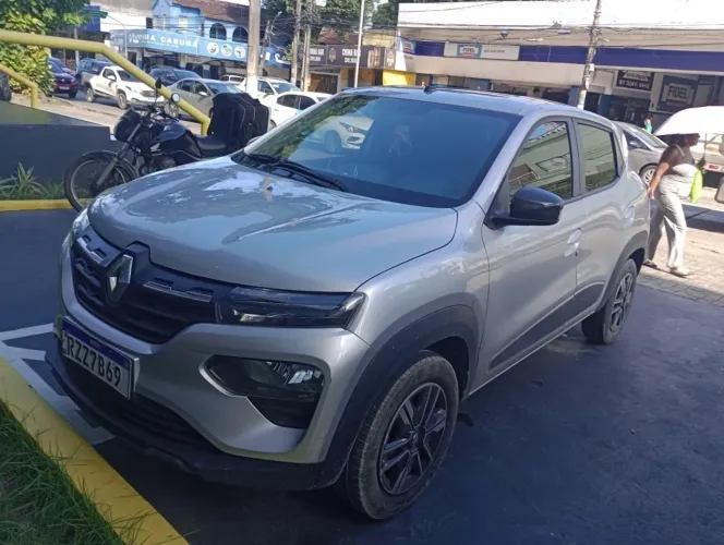 Renault Kwid Intense 1.0 Flex 12V 5P Mec. 2024