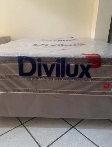 Cama box casal padrão 1,38 molas ensacadas