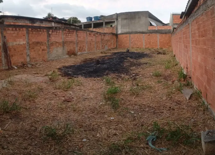 Vendo Terreno 10x25 - Vila Camorim