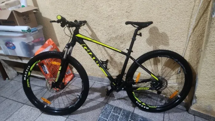 Bike Giant Talon 2 - Upgrade Deore + Freios Shimano + Maxxis Tubeless