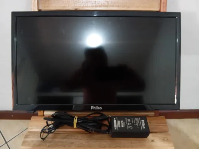 TV Philco em ótimo estado
