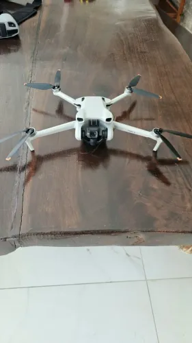 Drone Dji mine 3