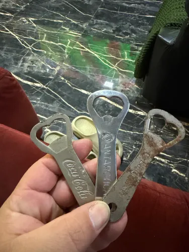 Abridores de garrafa antigos