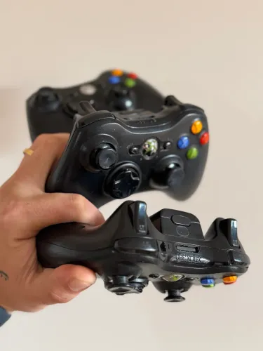 Kit com 3 Controles Originais Xbox 360 Microsoft