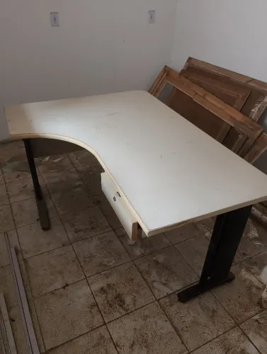 Mesa para escritório