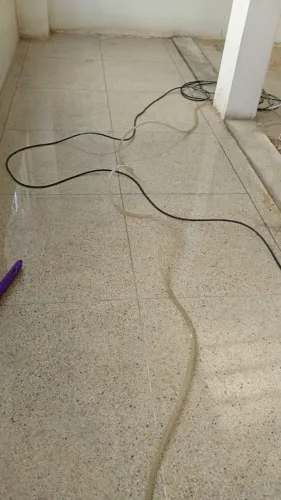 Piso de granilite
