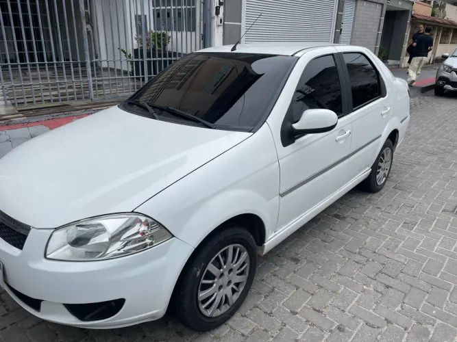 Fiat Siena EL 1.0 MPI Fire Flex 8V 4P 2015
