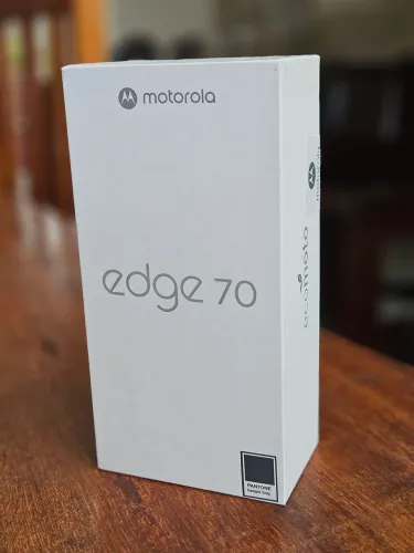 Motorola Edge 70 256GB Cinza Gadget Gray Lacrado com Nota Fiscal e Garantia