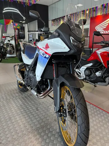 TRANSALP 750