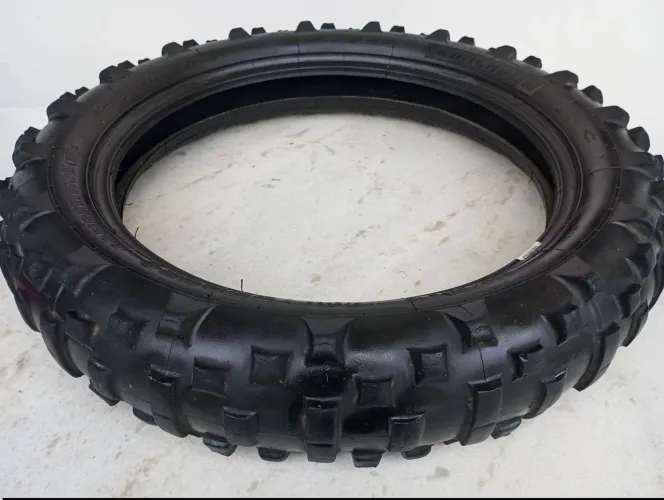 Pneu Cravo Michelin Original Para Motos Aro 18 Excelente Estado