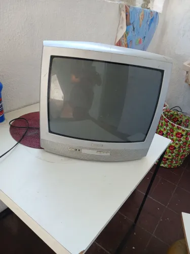 Vendo tv Antiga