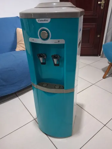 Bebedouro de Agua Esmaltec