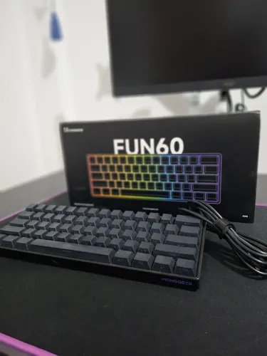 Teclado Magnético Akko MonsGeek FUN60