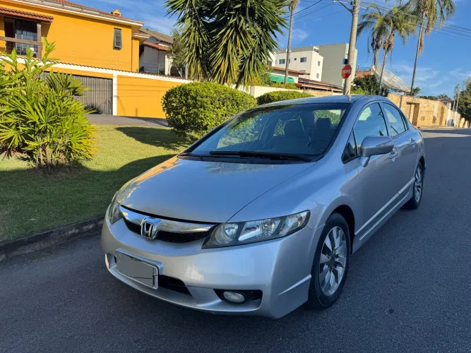 Honda Civic Sed. Lxl/ LXL SE 1.8 Flex 16V Aut. 2011
