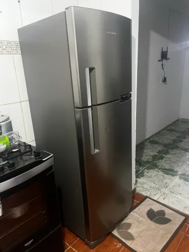 geladeira Brastemp Frost Free , funcionando perfeitamente.