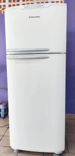 Geladeira Eletrolux Frostfreee DFF40 400 litros 127 v "Entrega Grátis"