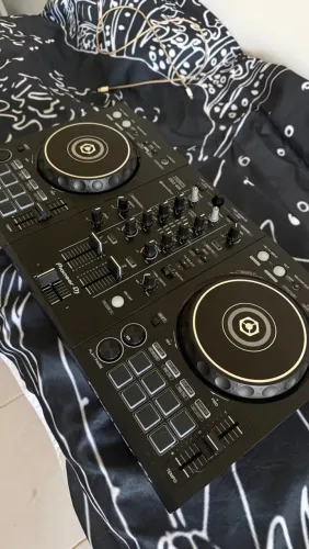 DDJ 400 Controladora DJ Pioneer Seminova