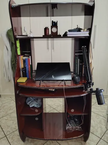 Mesa - Escrivaninha para computador