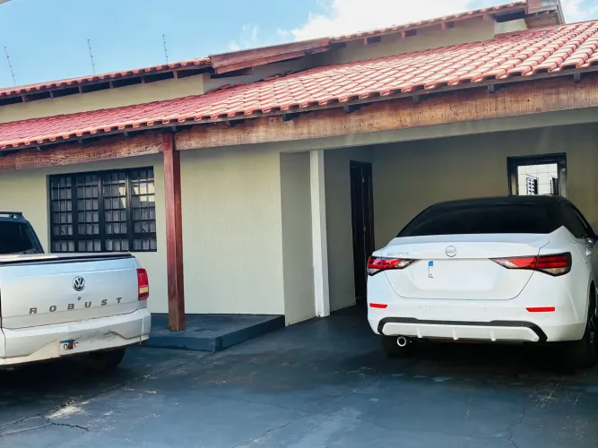 Vendo exatamente casa,em um bairro com infraestrutura 