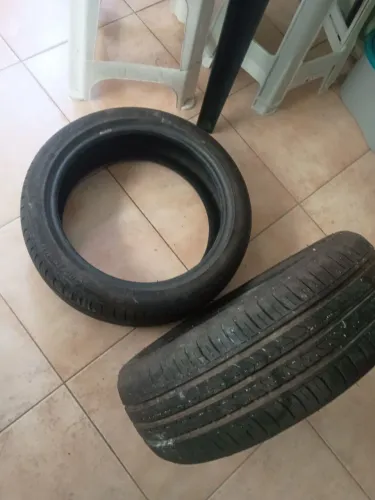 VENDE-SE PNEUS NOVOS