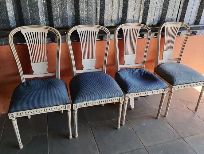 Conjunto de cadeiras