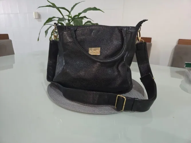 Bolsa de Couro Preta Couribi