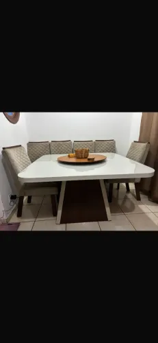Mesa de jantar até 8 lugares