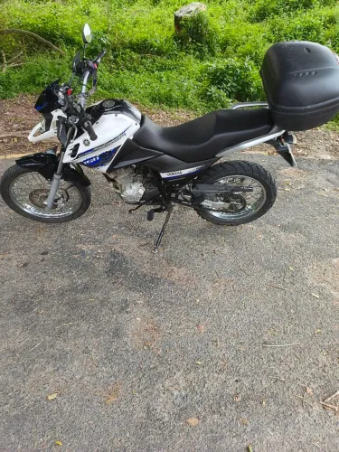 Crosser 150 branca 2015