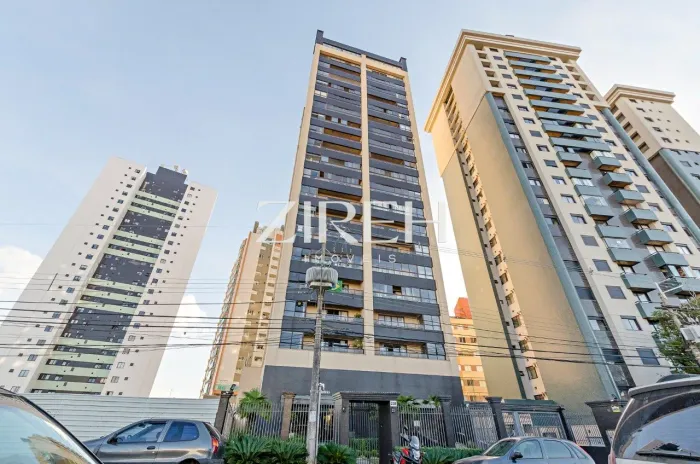 APARTAMENTO NO CRISTO REI PRÓXIMO AO JARDIM BOTÂNICO