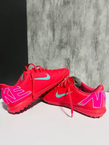 Chuteira nike mercurial society 