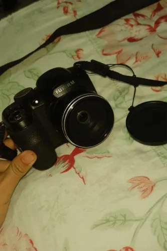 CÂMERA FUJIFILM FINEPIX S2950