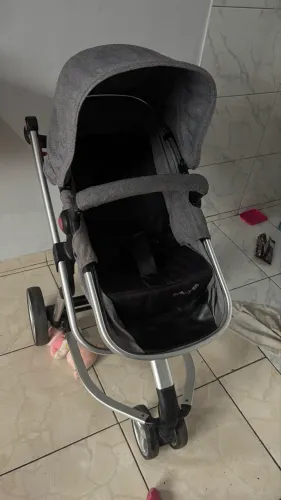 Vende-se Carrinho Moisés e passeio Safety mobi completo  