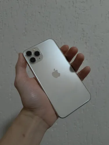 iPhone 11 Pro 256GB ? 92% Bateria (Todas Peças Originais)