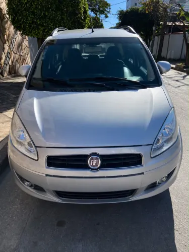 Fiat Idea Attractive 1.4 Fire Flex 8V 5P 2013