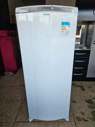 Geladeira frost free toda original Usada funcionando perfeitamente 