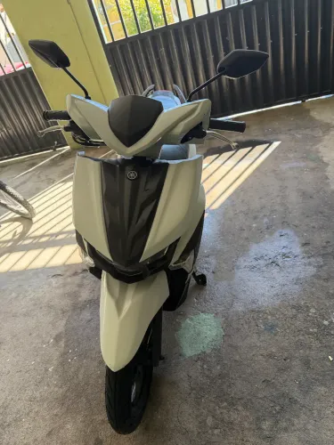 Moto neo 125