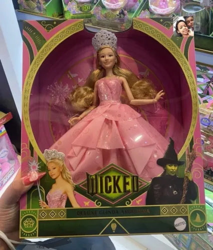 Boneca glinda deluxe