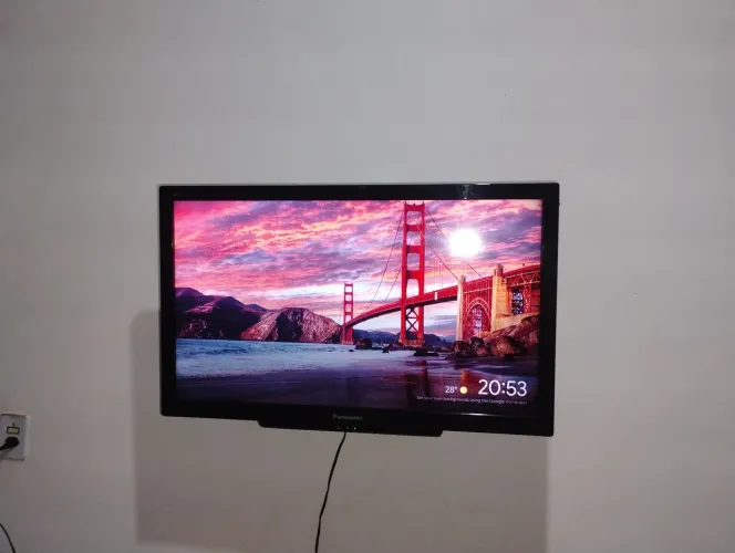 Televisão 32" boa