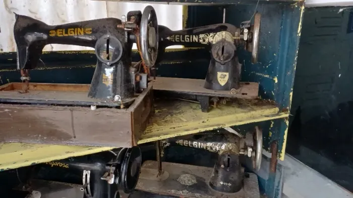 Máquina de costura antiga