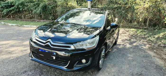 Citroen C4 Lounge Exclusive 1.6 Turbo 4P Aut. 2014