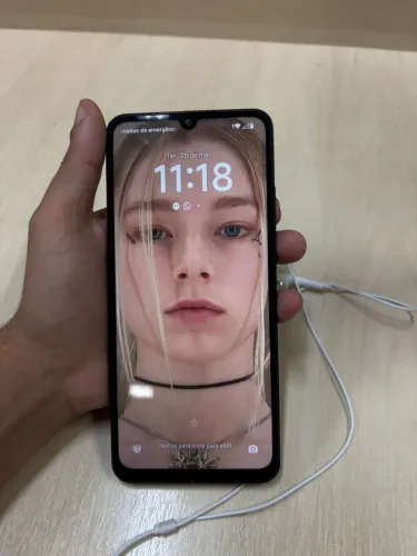 VENDO CELULAR COM 2 MESES DE USO