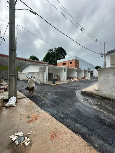Flores com 3 Dormitórios em Resid. Fechado | 350 mil a Vista | Agende sua Visita