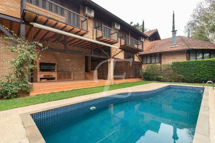 Casa com 4 quartos à venda, 600 m² por R$ 9.800.000 - Alphaville - Barueri/SP