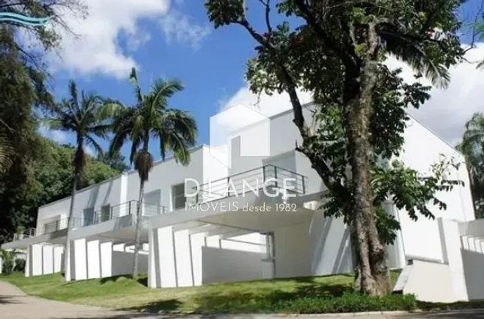 Casa à venda no Condomínio Gramado Araucária em Campinas