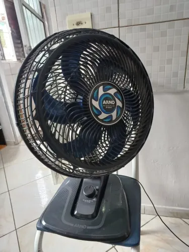VENDE-SE VENTILADOR ARNO, 110W