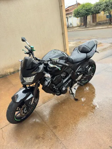 KAWASAKI Z-750 2012 ? À VENDA