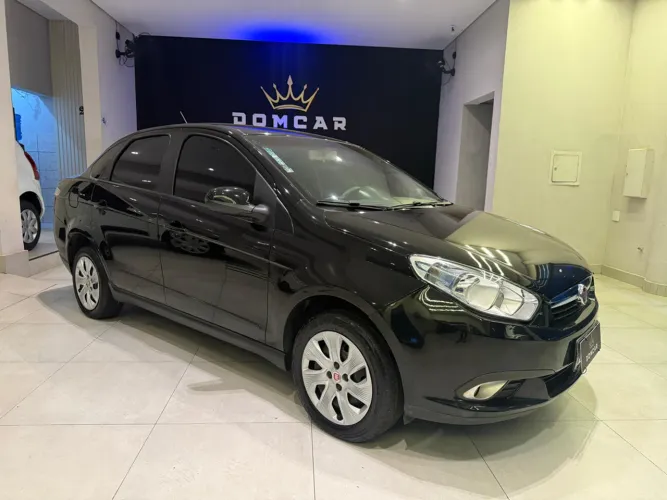 Fiat Siena Attractive 1.4 Fire Flex 8V 4P 2013