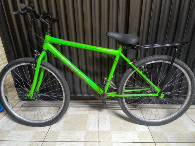 Bicicleta Aro 26 South 18 marchas