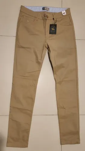 Calça de algodão, polo classic beje, nunca usada tamanho 42